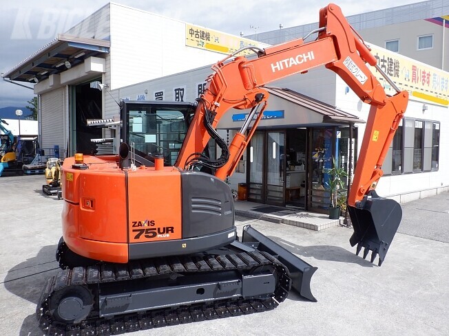 HITACHI 日立　ショベルカー　大割　ユンボ hitachi 油圧ショベル(ユンボ・バックホー) ZX200-5B 買取実績