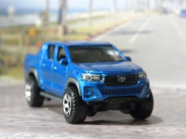 USトヨタ純正 トヨタピックアップ フロントハーフブラ USトヨタ純正 トヨタピックアップ フロントハーフブラ