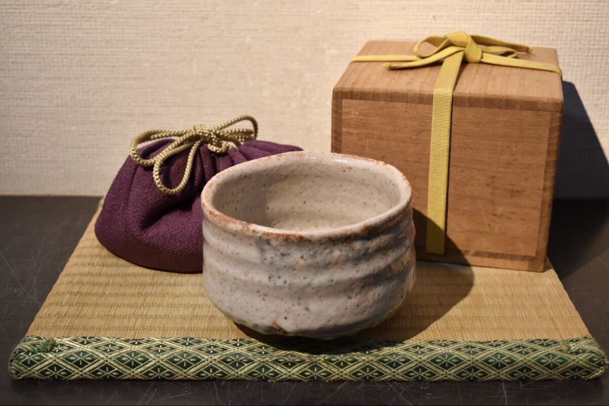 茶碗　古美濃茶碗  白梅図  御本手  時代物　　　平茶碗（書付箱入） 茶道具 平茶碗（ひらちゃわん） 平茶碗 御本手（白） 波に千鳥