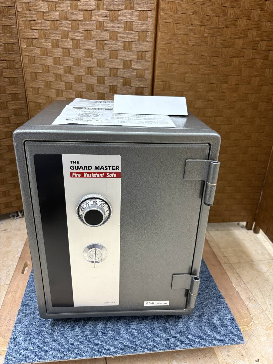 タイムセール‼️ 美品　大型　手持ち金庫【未使用品】ベル音機能あり タイムセール‼️ 美品 大型 手持ち金庫【未使用品】ベル音機能あり