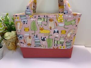 ハンドメイド 猫いっぱいのランチトートバッグ ③
