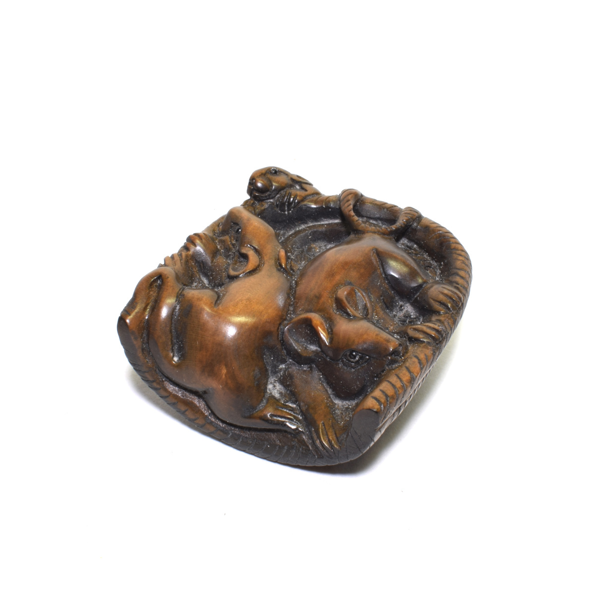 勝斉在銘　珍品　特大ネズミ　根付　6㌢　115㌘　トトチ　東ゆ7-0914⭐︎1F 勝斉在銘 珍品 特大ネズミ 根付 6㌢ 115㌘ トトチ 東ゆ7-