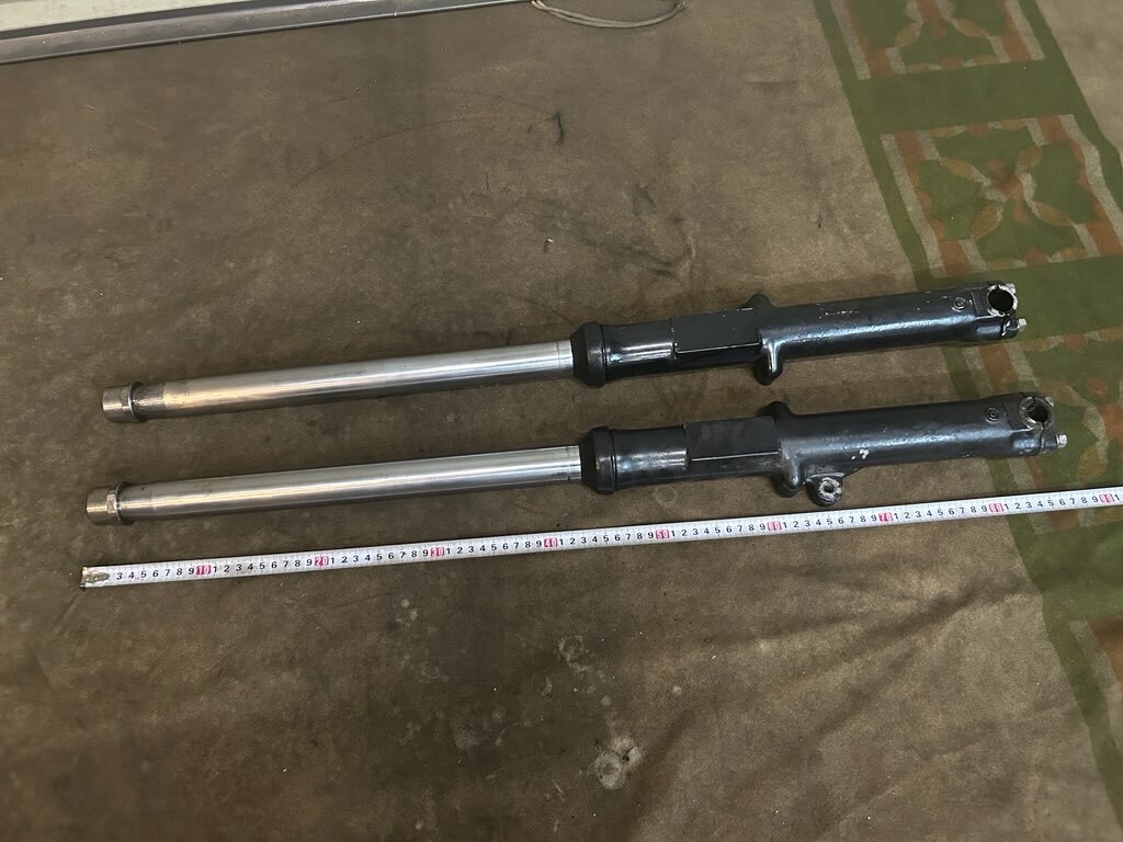 Harley-Davidson ショベル 35mmフォーク用純正キャリパー 左 Harley-Davidson ショベル 35mmフォーク用純正キャリパー 左