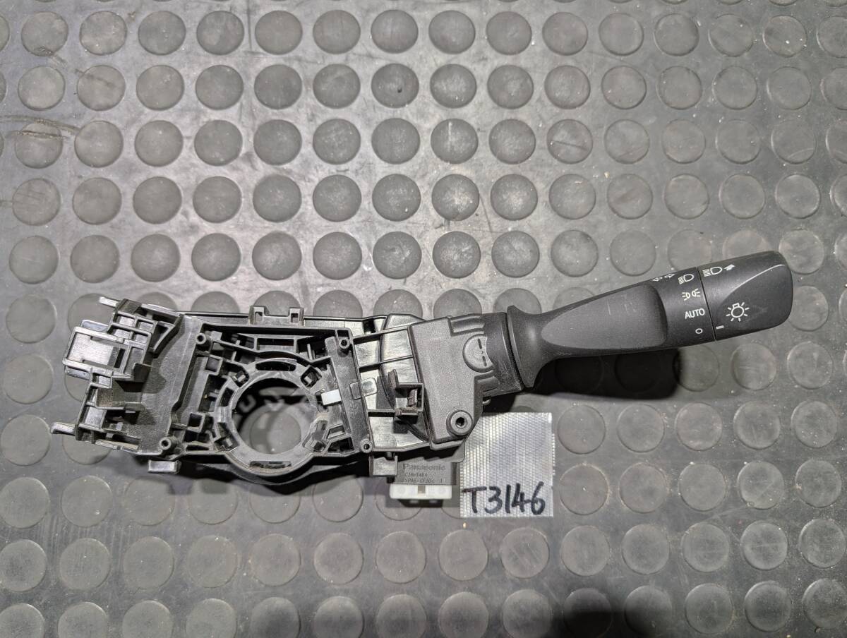 新品☆200系 ハイエース☆フォグ付きディマースイッチ.レバー☆1〜9型対応 新品☆200系 ハイエース☆フォグ付きディマースイッチ.レバー☆1