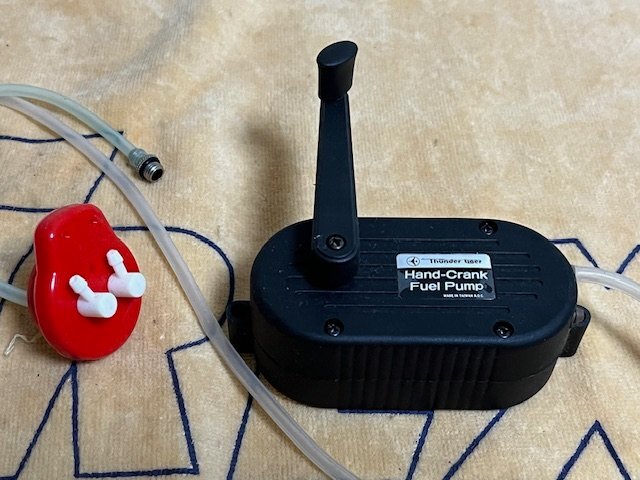 ☆燃料ポンプと燃料タンクキャップのセットで放出☆レターパックプラスにも対応します