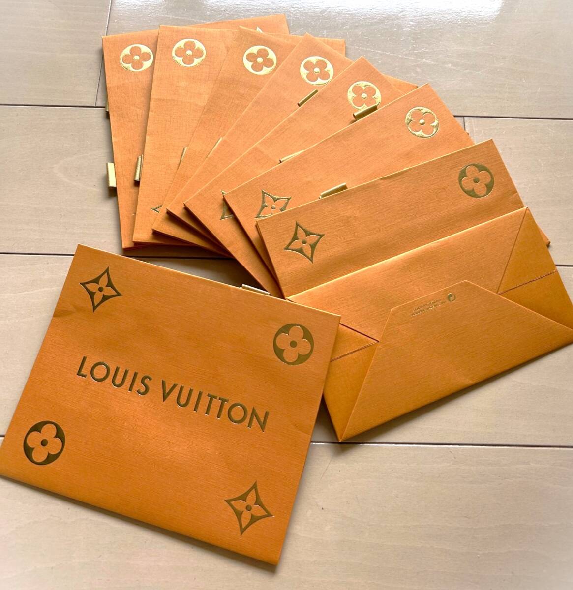 ルイヴィトン 付属品 ショッパーまとめ売り LOUIS VUITTON 【超美品】ルイヴィトン クロークドップキット