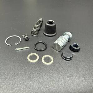 MADE IN JAPAN CB1000SF SC30 リア マスターシリンダー オーバーホールキット 新品 リア ブレーキ