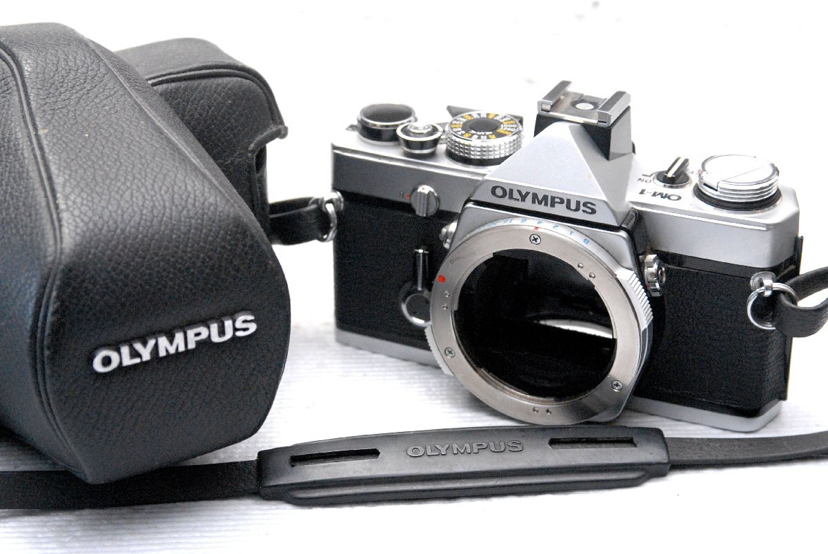 Olympus OM-1 シルバーボディー　プリズム腐食なし　完動極美品 OM-1のプリズム腐食を修理してみた | すぱ・ぼちぼち写真