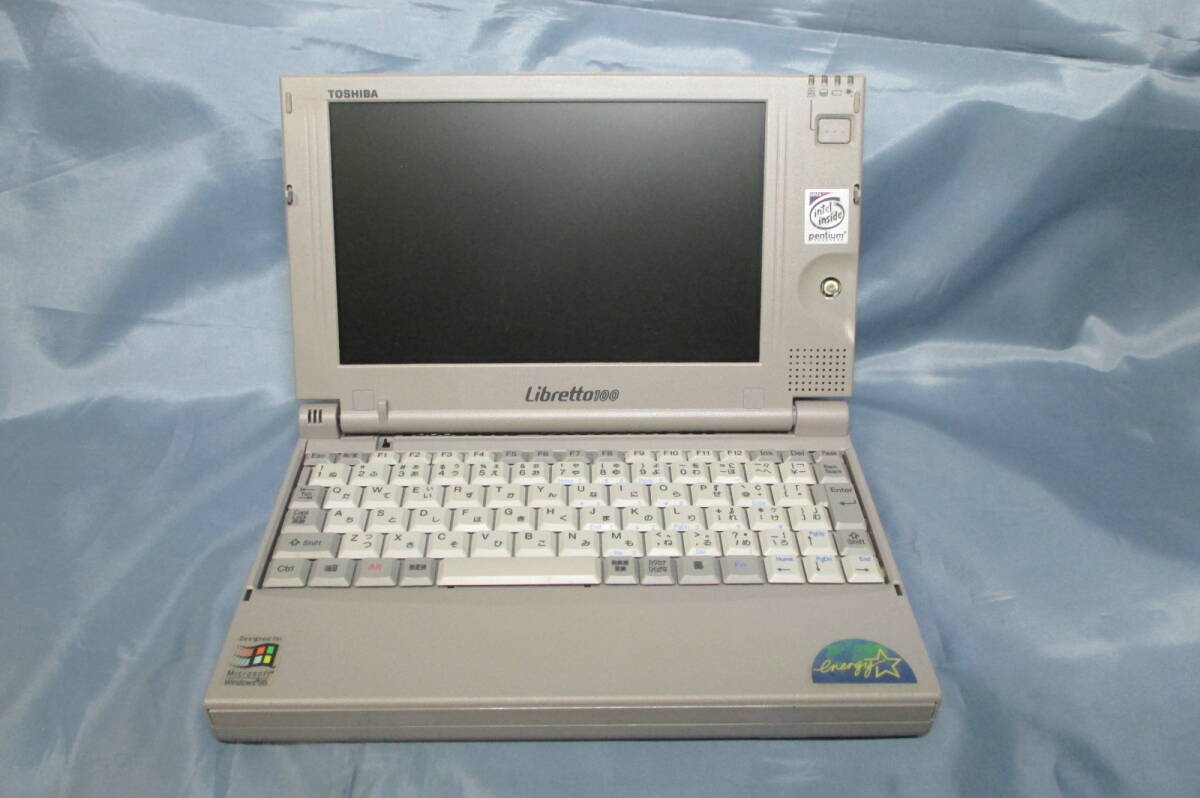 ⭐︎希少品⭐︎TOSHIBA Libretto100 本体のみ【ジャンク（不動品）】 ジャンクのLibretto100レビューとHDD交換 : 小さいって事は・・・