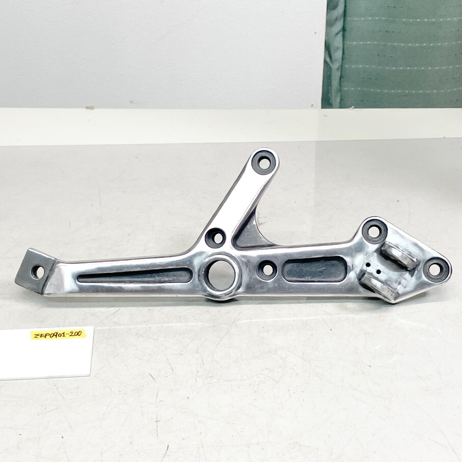 ゼファー400Χ純正ステッププレート新品未使用 2025年最新】Yahoo!オークション -ゼファー400ステッププレート