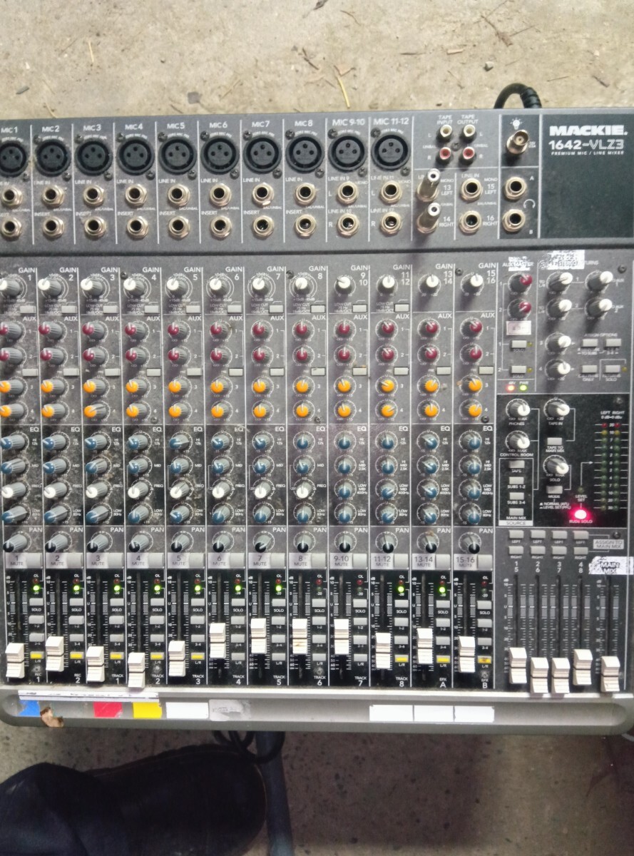 MACKIE マッキー 1642-VLZ3 ミキサー　ジャンク Used Mackie 1642-VLZ3 Mixing Consoles – Sound Art Used Gear
