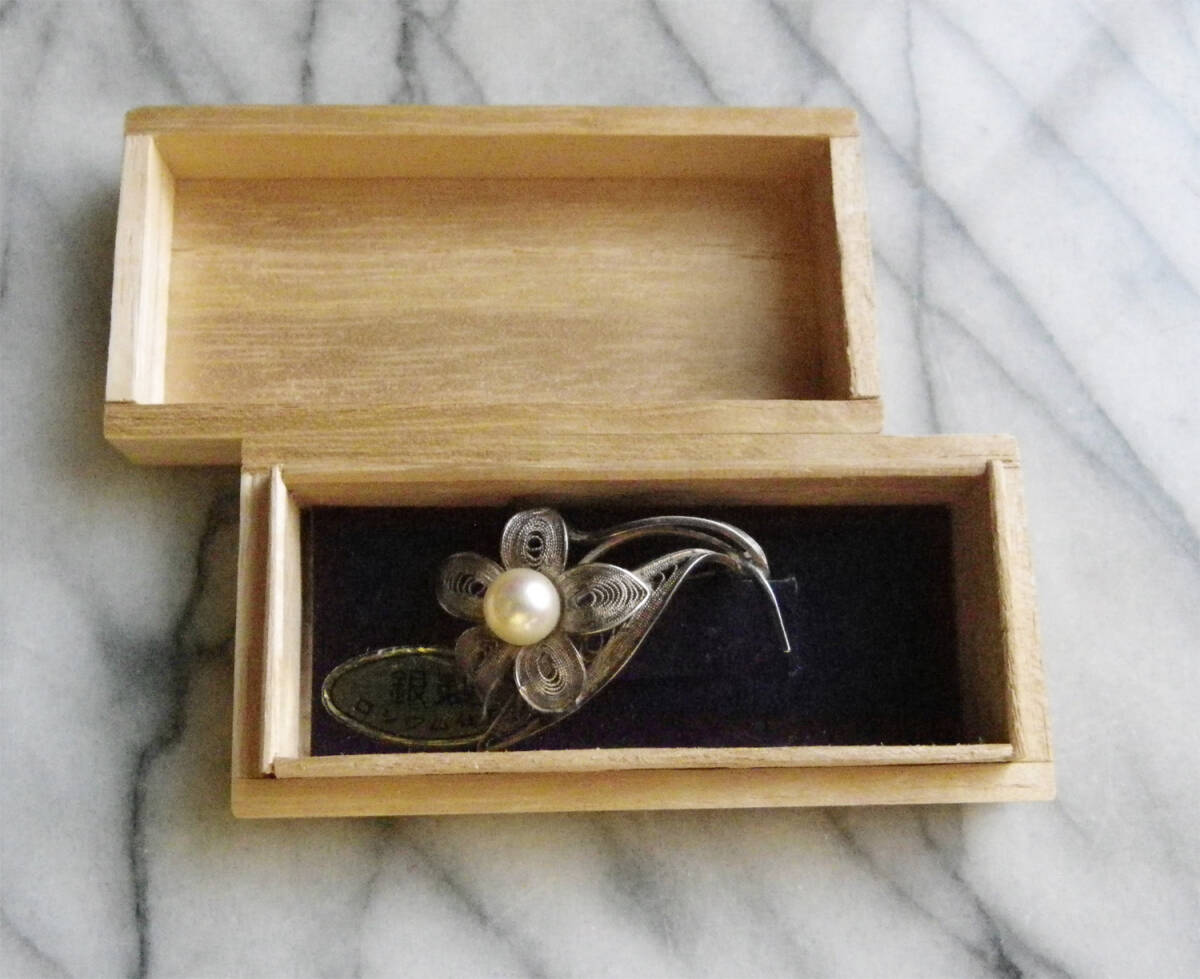 【vintage】昭和レトロ　ブローチ　まとめ売り　50点以上　大量 vintage】ブローチ まとめ売り 大量 50点以上 vintage】昭和