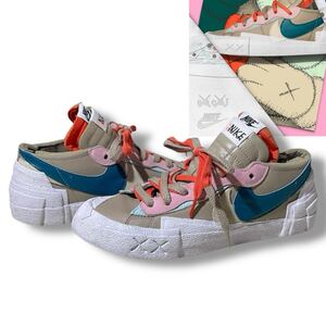 正規品 KAWS × sacai × Nike Blazer Low REED/BRIGHT SPRUCE-WHITE DM7901-200 カウズ × サカイ × ナイキ ブレーザー ロー スニーカー