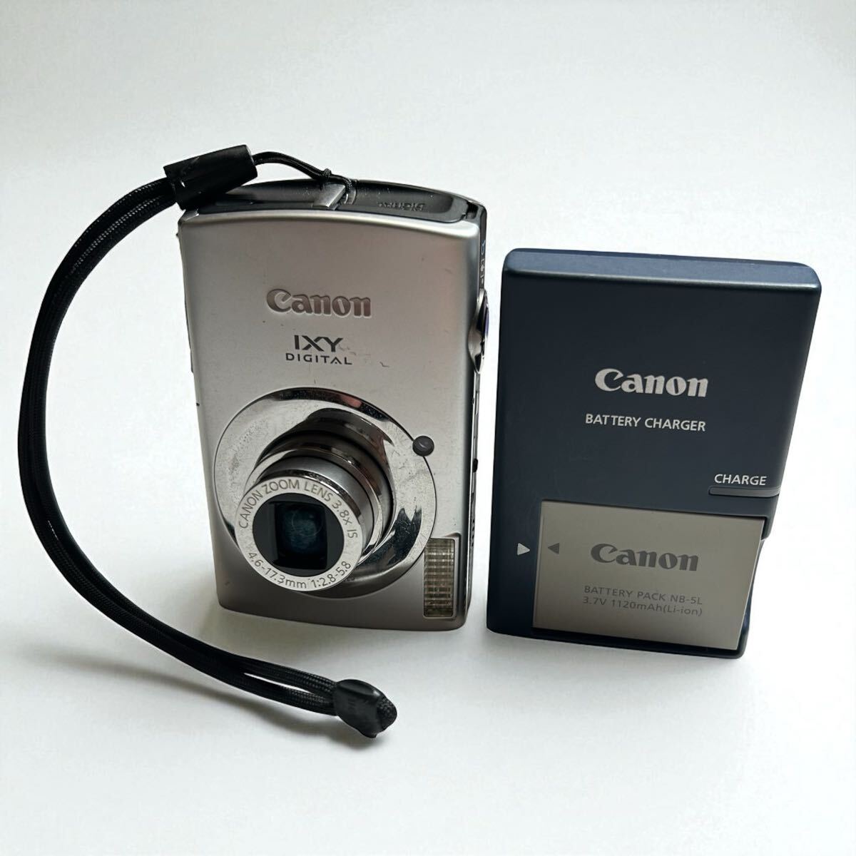 Canon キヤノン IXY DIGITAL 210 IS 動作品+充電器等 Canon キヤノン IXY DIGITAL 210 IS 動作品+充電器等