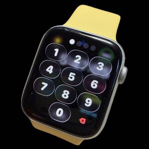Apple Watch SE2 44mm WIFI シルバー ソロループ7号黄色付 裏面損傷あり
