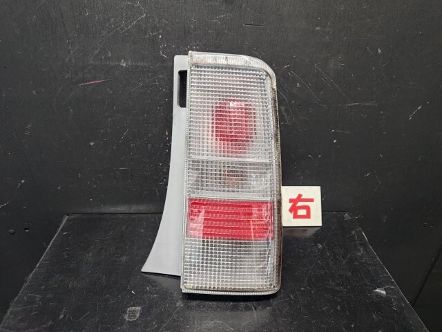美品 bb ncp ソナー製 テールランプ Yahoo!オークション -「トヨタ bb ncp テールランプ」の落札相場