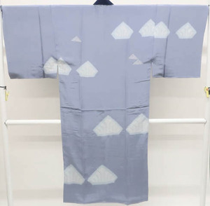 《京都一輝堂》【着物】 男物 男 長襦袢 幾何学文 絞り 身丈約137cm 裄丈約69cm 25z05-2635