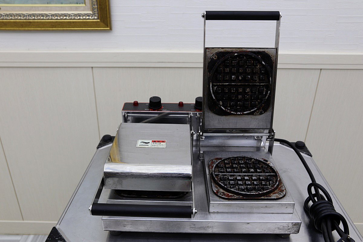 ☆中古品【サンテック　ワッフルメーカー】業務用・稼働品☆ ☆中古品【サンテック ワッフルメーカー】業務用・稼働品☆ 2025