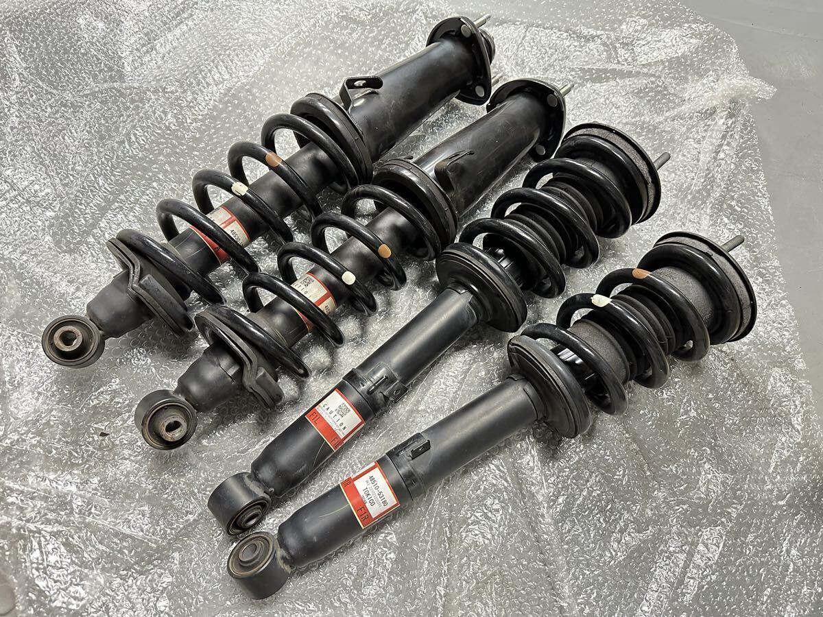 レクサスIS300 純正 サスペンションキット レクサス ISの純正サスペンション交換と四輪アライメント