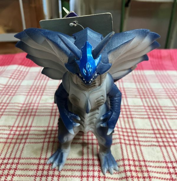 劇場版ウルトラマンコスモス　怪獣　レイジャ　ウルトラキャラクターキーホルダー Yahoo!オークション -「レイジャ」(ウルトラマン) (特撮)の落札