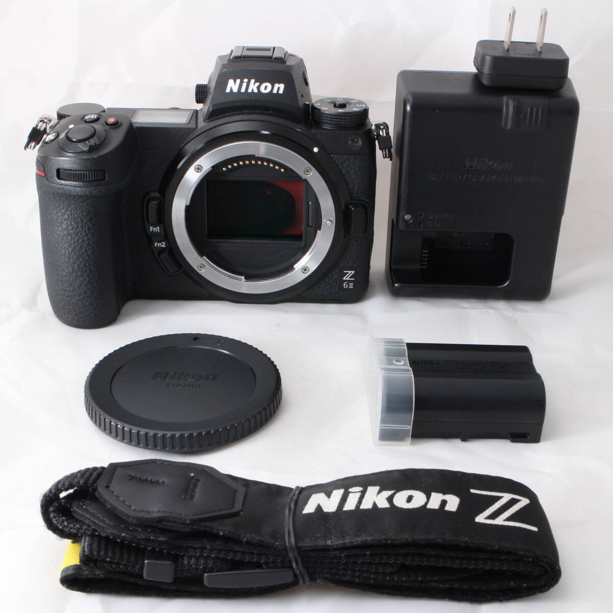 元箱付き！実用品 ★ Nikon Z6II ミラーレス Z6II ボディ ミラーレス一眼カメラ Z6II 1個 Nikon(ニコン