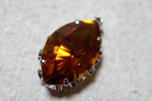 1142 シトリン ペンダント ネックレス ヴィンテージ アクセサリー SILVER刻印 宝石 色石 カラーストーン 装飾品
