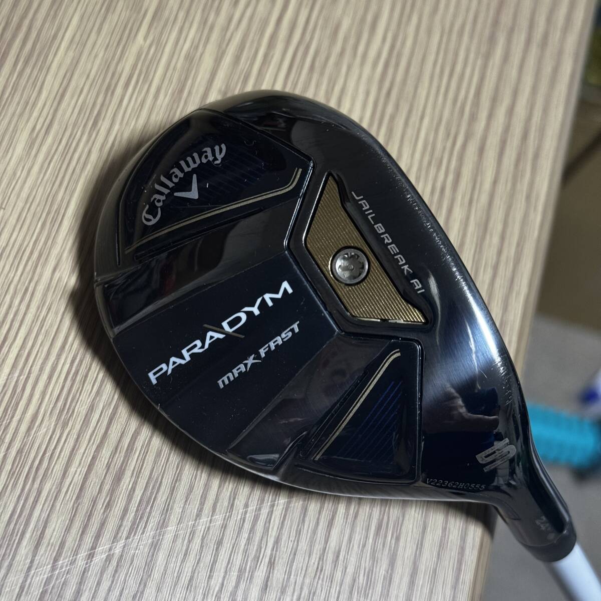 コース未使用美品 パラダイム ドライバー レディース可能 キャロウェイ Callaway 2023年モデル日本正規品20％OFF キャロウェイ