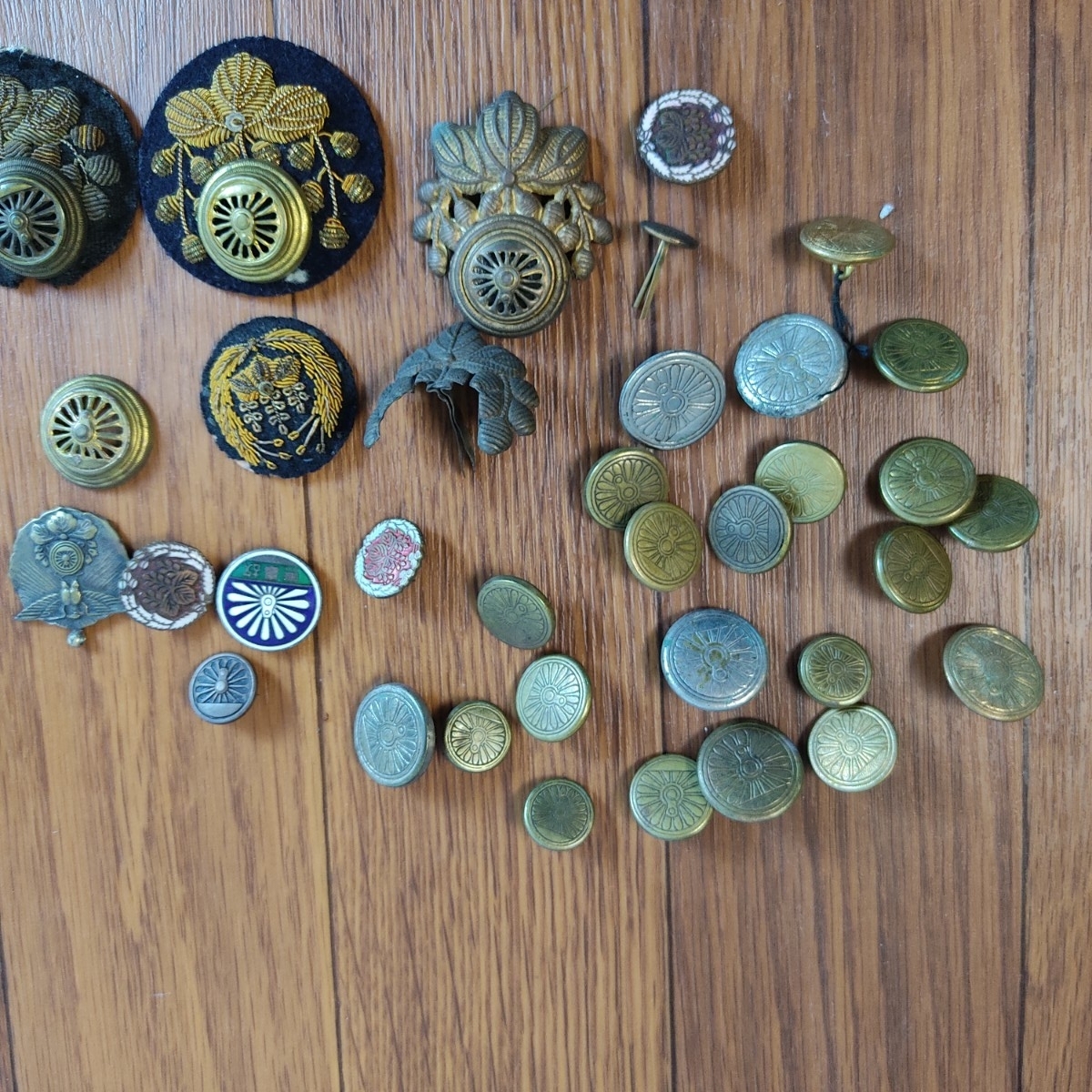 Yahoo!オークション -「国鉄 襟章」(国鉄) (鉄道会社別)の落札相場