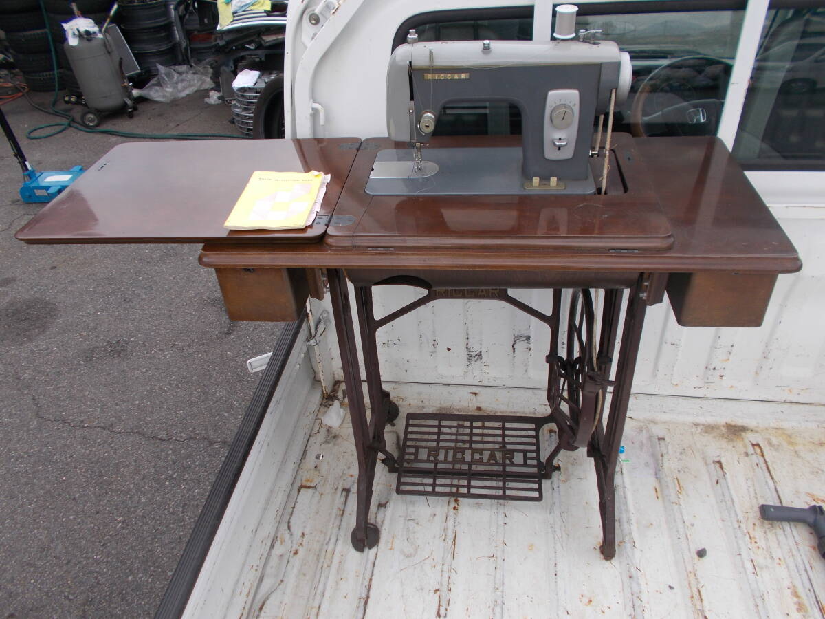 期間限定値下げ【アンティーク】リッカーミシン　足踏みミシン脚　ミシン台 2025年最新】リッカー足踏みミシンの人気アイテム - メルカリ