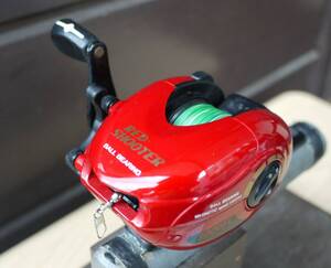 RED SHOOTER 7000FL ベイトリール