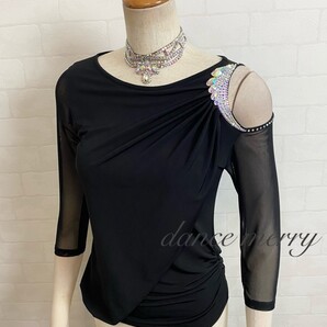 上質 ★送料無料★【MERRY】新品 社交ダンス トップス 1438 黒 肩出し レッスン モダン ラテン サンバ タンゴ パーティ キラキラ
