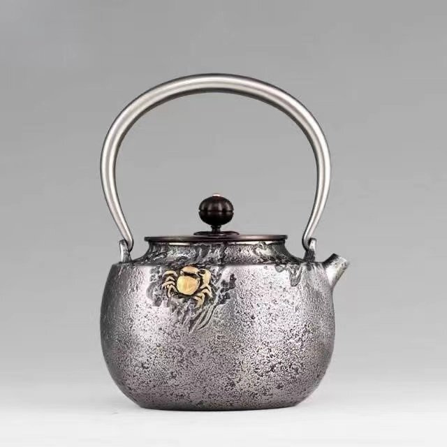 新品 南部鉄器 岩鋳 鉄瓶瓶 砂鉄急須瓶 いわちゅう 青森盛岡 清末作 鍋置き付 新品 南部鉄器 岩鋳 鉄瓶瓶 砂鉄急須瓶 いわちゅう 青森盛岡 清末作