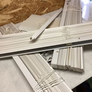 ブラインド 4つセット ホワイト オフィス DIY リフォーム (M27)