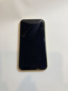【ジャンク品】Apple iPhone11 イエロー系 本体のみ 画面割れ