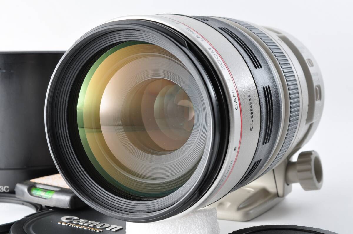 EF 100-400mm f/4.5-5.6L IS USM中古難あり品 Canon EF 100-400mm f/4.5-5.6L IS II USM Lens - White for