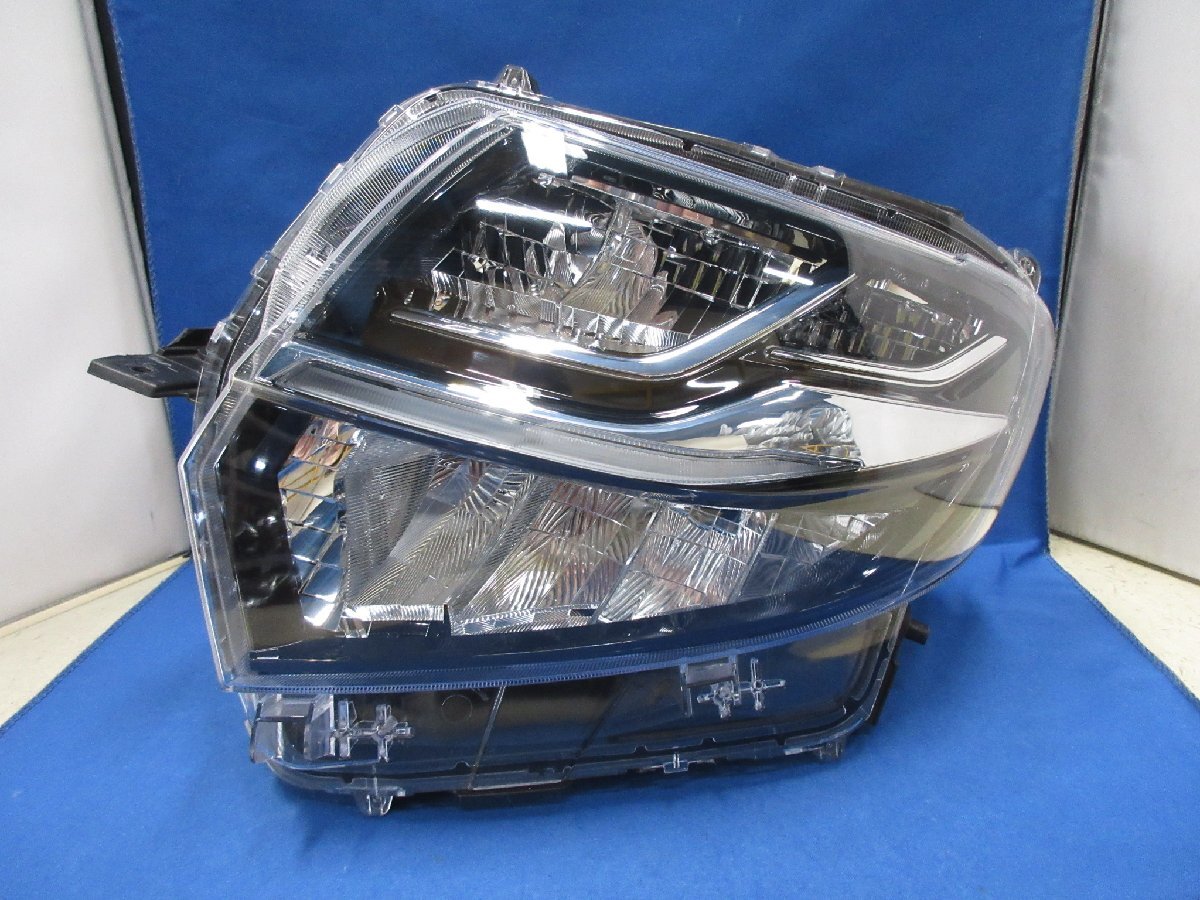 ダイハツ　タントカスタム RS ヘッドライト左右セット　LA650S　程度上 良品 ダイハツ タント カスタム LA650S 後期 純正 LED 右 ヘッド
