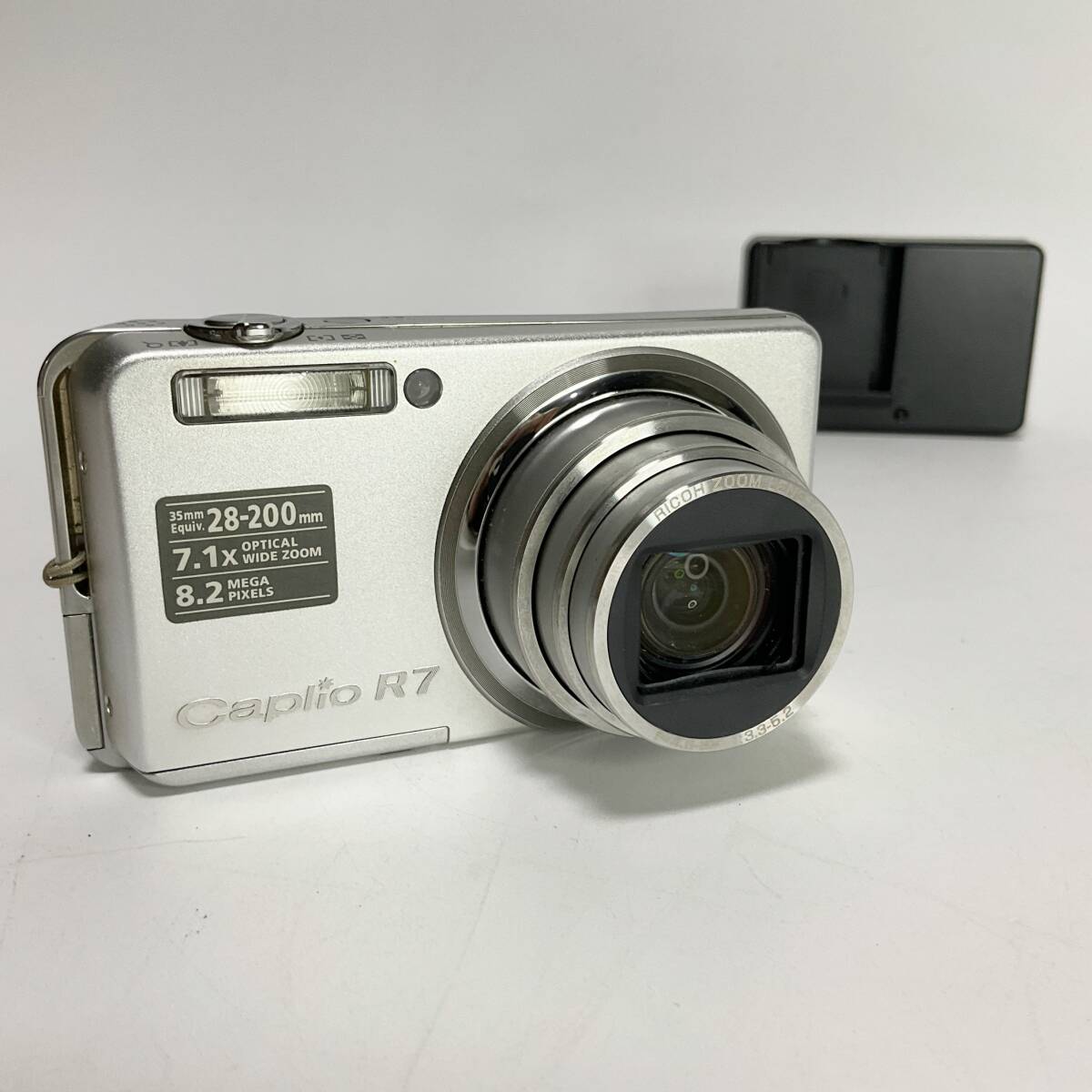 ❰送料込❱RICOH リコー Caplio R7 シルバー❰動作確認済❱ 送料込❱RICOH リコー Caplio R7 シルバー❰動作確認済❱ リコー