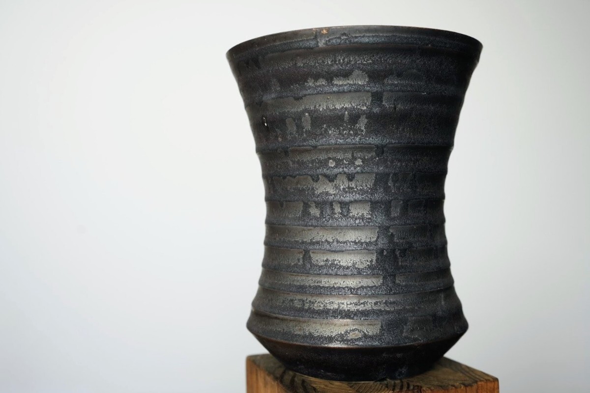 新品未使用 山中勇人 陶器鉢 y鉢 専用】新品未使用 山中勇人 陶器鉢 y鉢 壺型