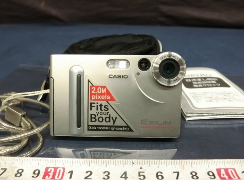 CASIO カシオ　EXILIM EX-S2 デジタルカメラ ASCII.jp：カシオ、カードサイズデジカメ“EXILIM”に200万画素