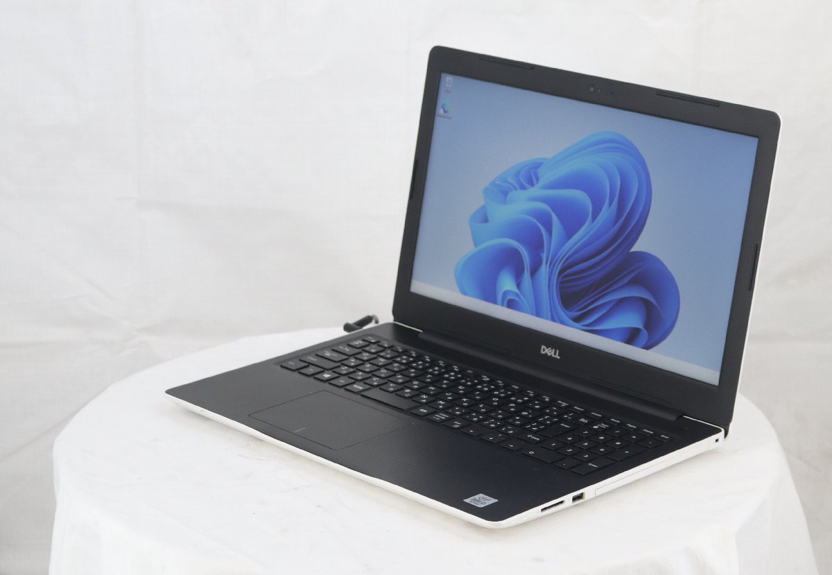 DELLInspiron 3593第10世代 i7 256GB 4GB中古動作品 DELLInspiron 3593第10世代 i7 256GB 4GB中古動作品 DELL
