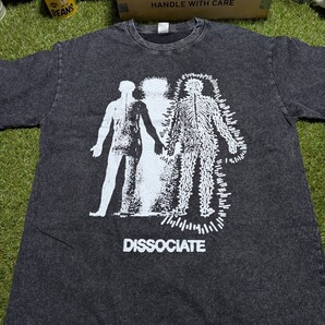 新品│評価2200セール!|DISSOCIATE(解離)│不気味で奇妙なデザイン│輸入Tシャツ│海外インポート品│海外サイズL│ウォッシュ加工風黒系