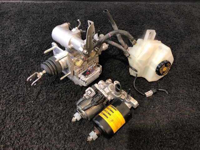 2025年最新】Yahoo!オークション -zvw30 absアクチュエーターの