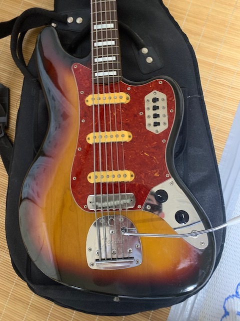 Yahoo!オークション -「Fender bass Ⅵ」の落札相場・落札価格