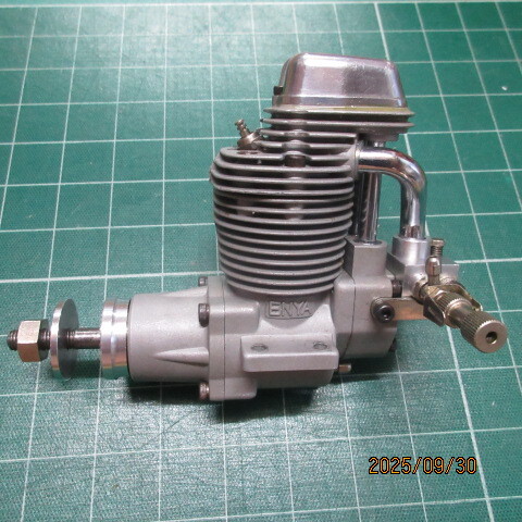 ENYA 40-4C 4サイクルエンジン未使用 Enya 40-4C (2)