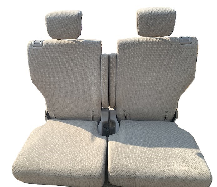 ホンダ N-BOX DBA-JF1 リアシート左右 ヘッドレスト付き【着払い発送