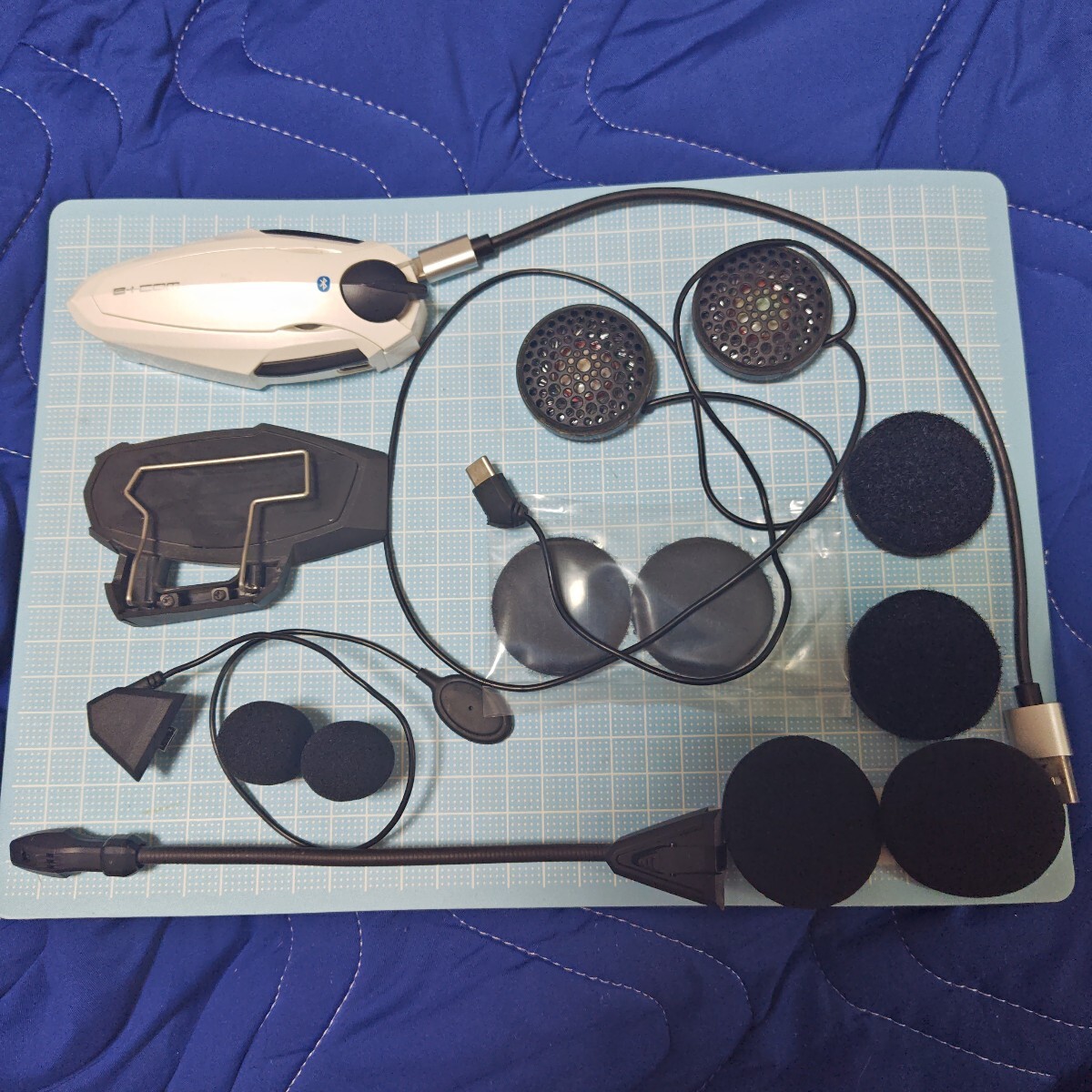 未使用　開封済み　ビーコム　限定色 Amazon | SYGN HOUSE(サインハウス) バイク用 Bluetooth