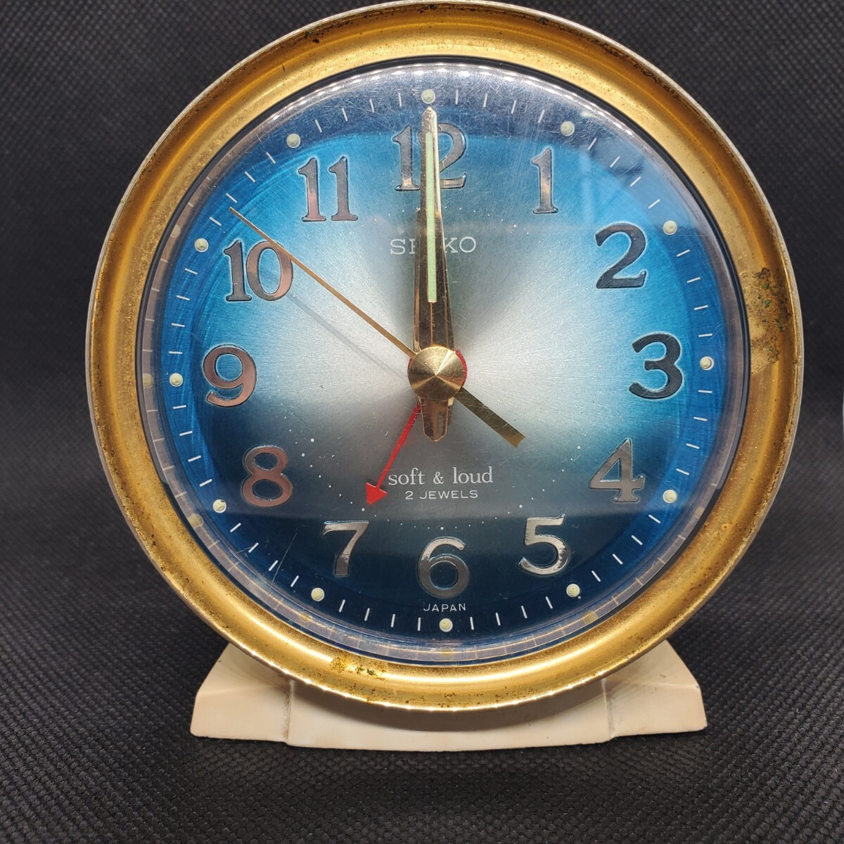 手巻き式　置き時計　稼働品　状態良好 Yahoo!オークション -「セイコー 手巻き 置き時計」の落札相場