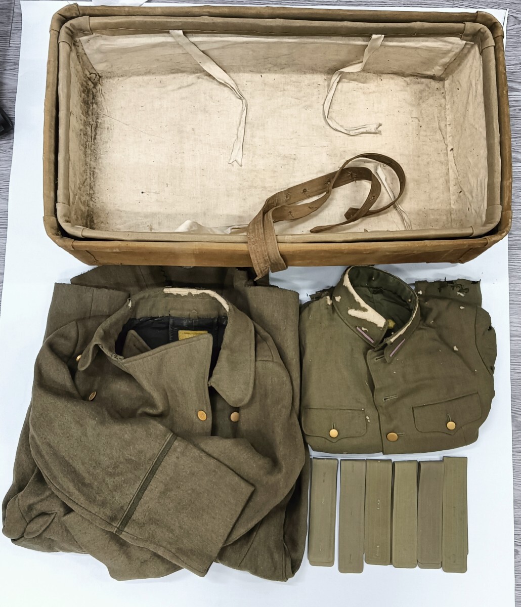 昭和レトロ　旧日本軍の行李 楽天市場】1900年代初頭 旧日本軍 アンティーク / 布張り / 行李