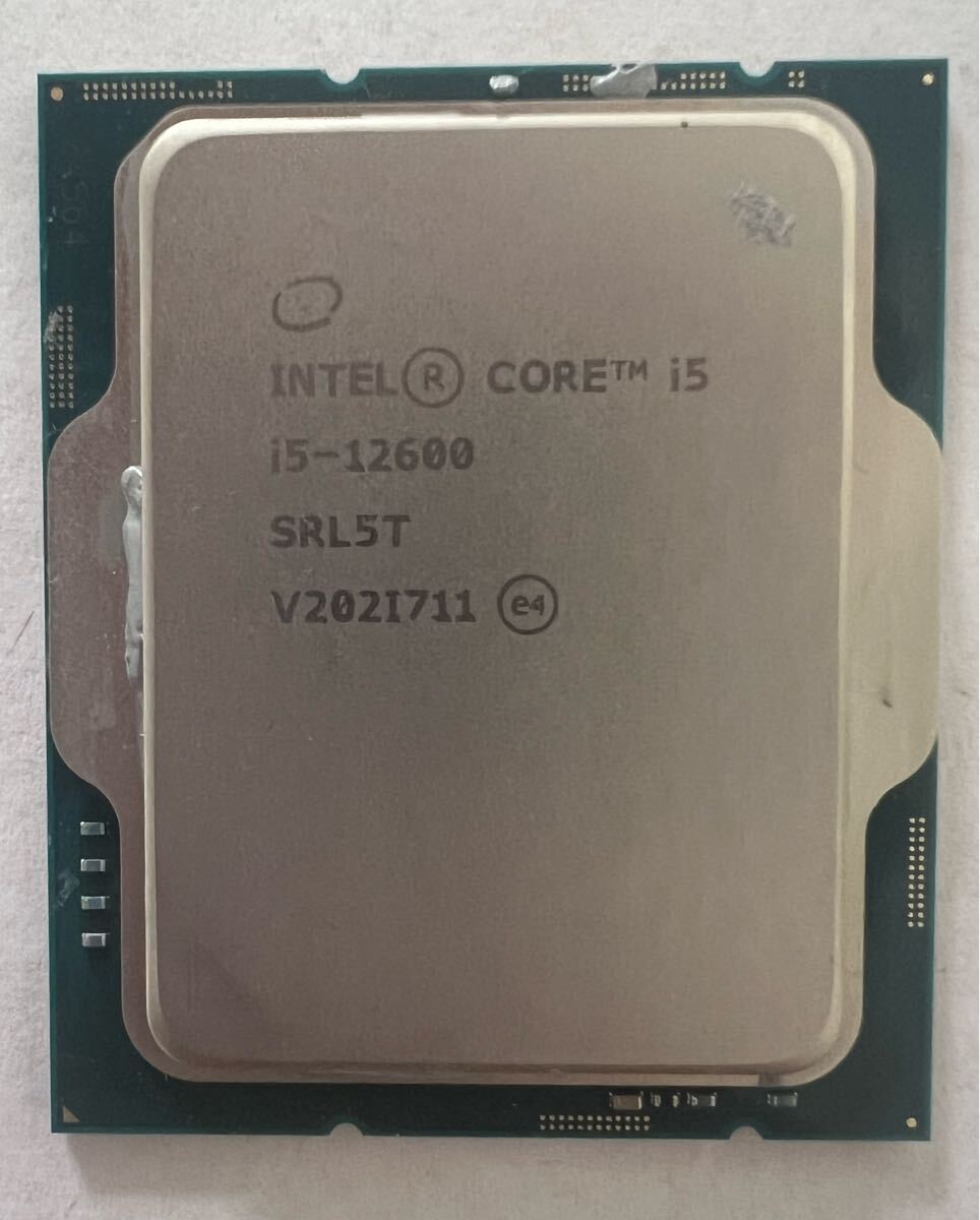 【動作未確認・ジャンク扱い】Intel Core i5-9600T 中古CPU I5 9600K INTEL CORE I5-9600K 3.7GHZ SOCKET LGA1151 6-CORE