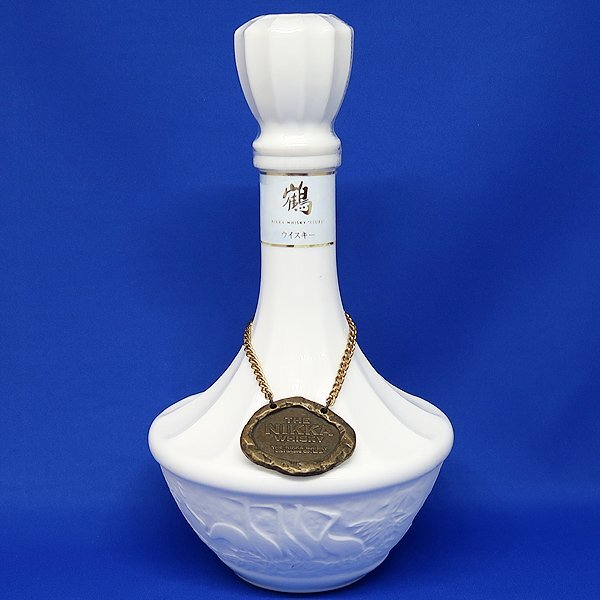 ニッカ NIKKA 鶴 白陶器 国産ウイスキー 楽天市場】【レトロ：17年表記なし】ニッカ 鶴 白陶器 43度